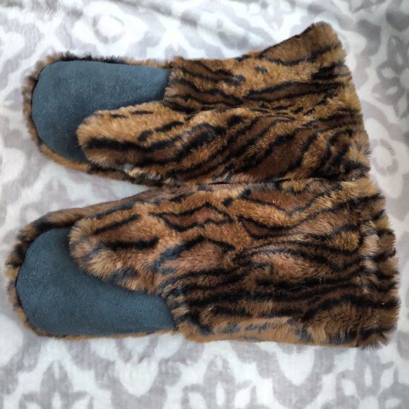 NTW faux fur fleece lined winter mitten gloves gauntlet style animal tiger print - Picture 2 of 5